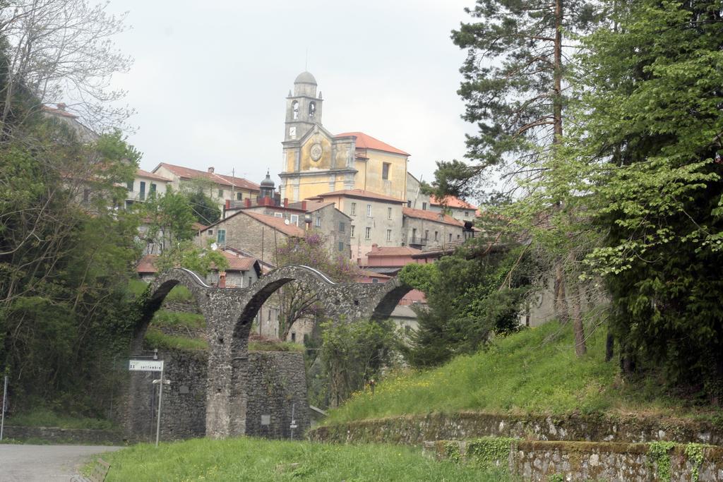 ホテル Antica Pieve Filattiera エクステリア 写真